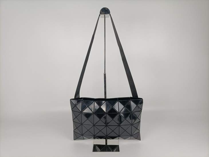 Picture of Issey Miyake Handbags _SKUfw139408869fw